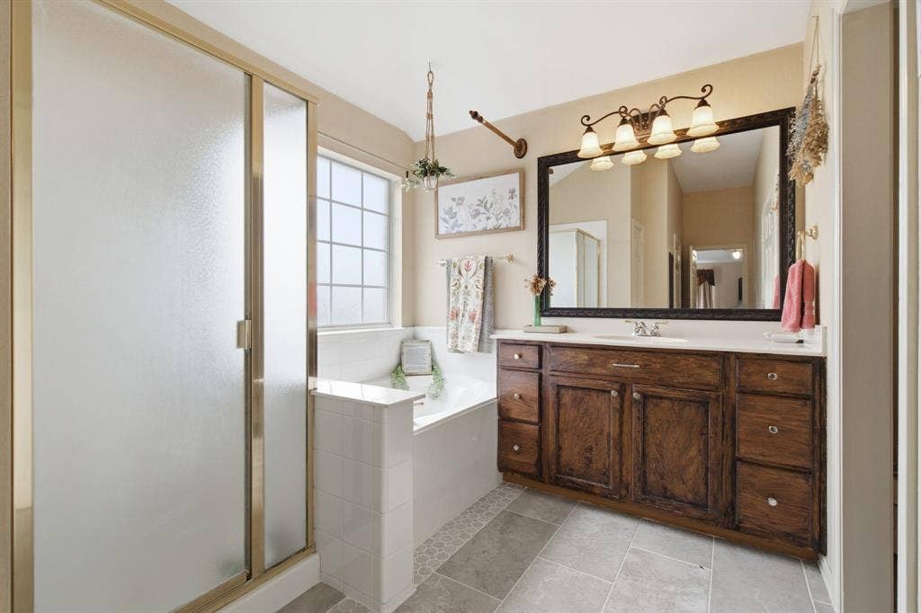 628 Cardinal Lane, Keller, TX 76248 628 Cardinal Lane, Keller, TX 76248
