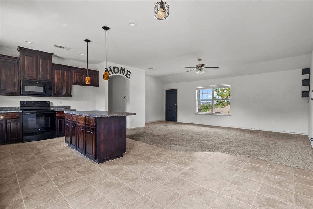 506 Brazos Hills Drive, Weatherford, TX 76087 506 Brazos Hills Drive, Weatherford, TX 76087