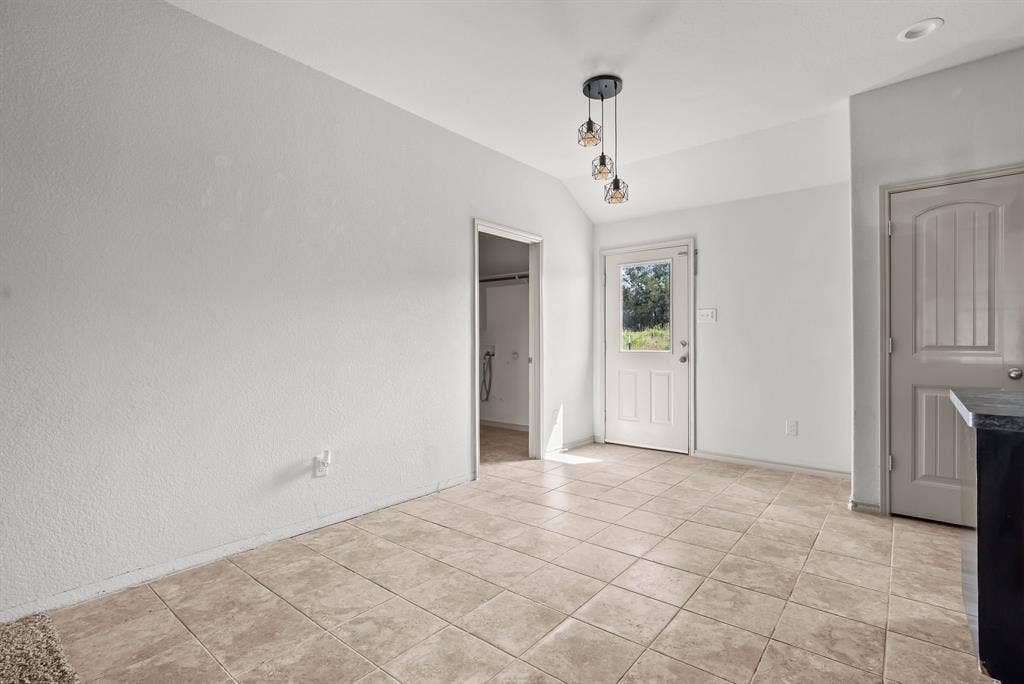 506 Brazos Hills Drive, Weatherford, TX 76087 506 Brazos Hills Drive, Weatherford, TX 76087