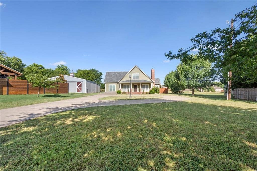 744 N Old Robinson Road, Robinson, TX 76706 744 N Old Robinson Road, Robinson, TX 76706