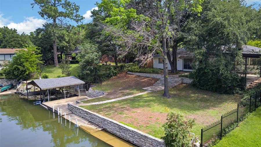 Property photo for 4202 Indian Creek Court, Granbury, TX