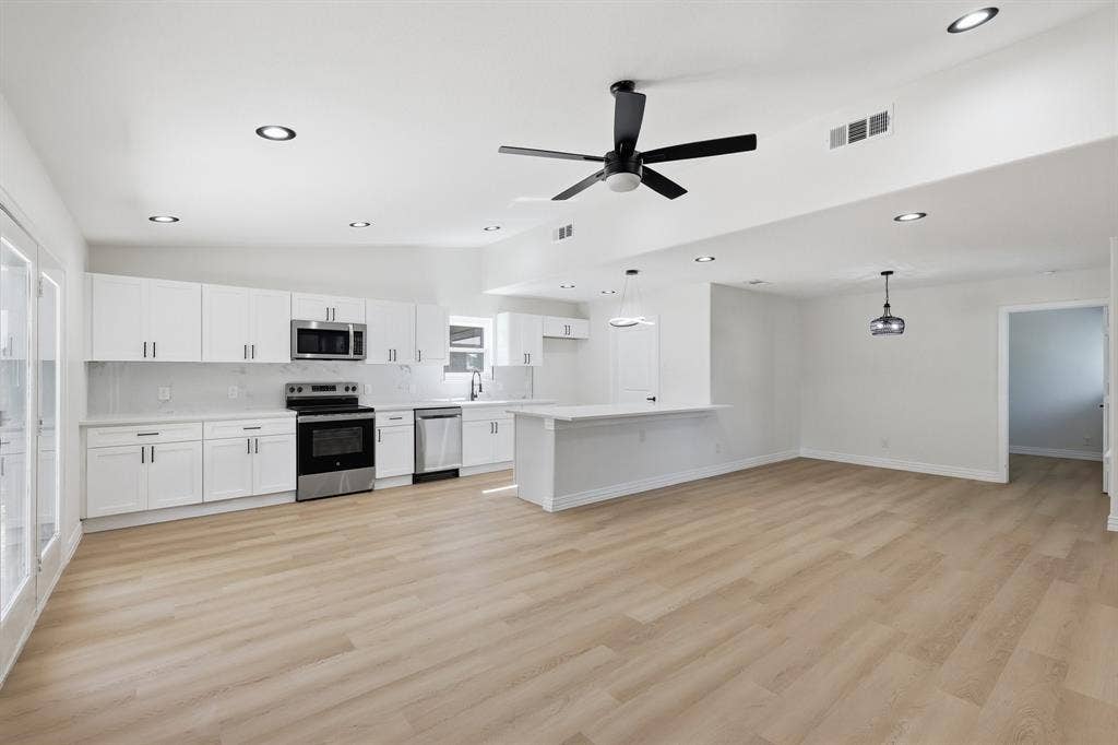 2506 Timberlake Drive, Irving, TX 75062 2506 Timberlake Drive, Irving, TX 75062