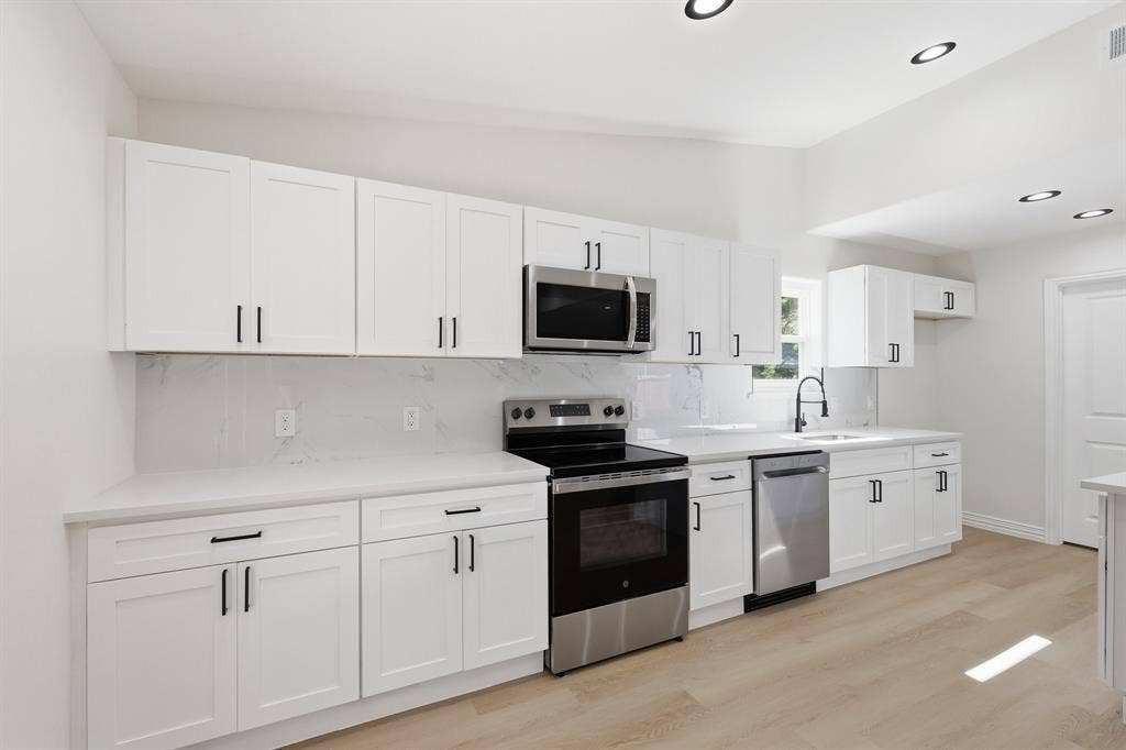 2506 Timberlake Drive, Irving, TX 75062 2506 Timberlake Drive, Irving, TX 75062