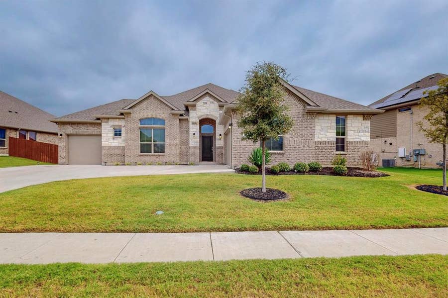 Property photo for 3664 Rainwater Trail, Grand Prairie, TX