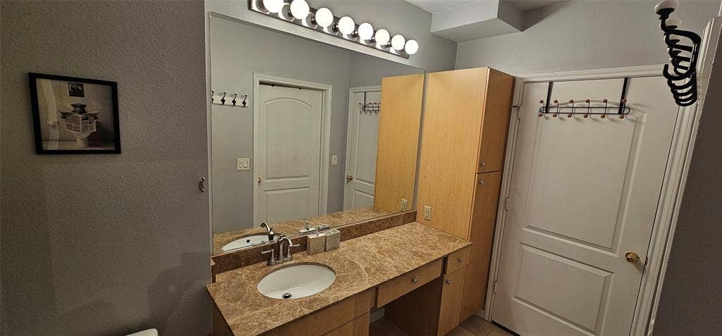 3225 Turtle Creek Boulevard, #1610, Dallas, TX 75219 3225 Turtle Creek Boulevard, #1610, Dallas, TX 75219