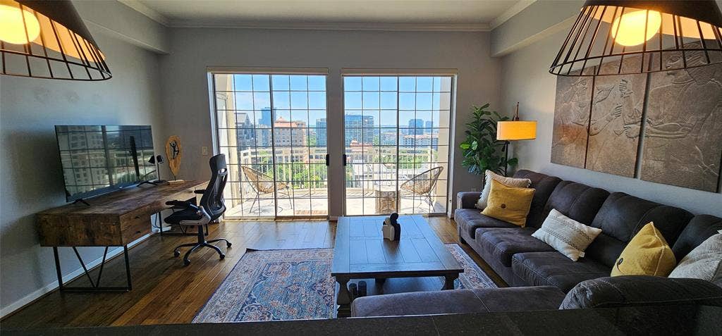 3225 Turtle Creek Boulevard, #1610, Dallas, TX 75219 3225 Turtle Creek Boulevard, #1610, Dallas, TX 75219