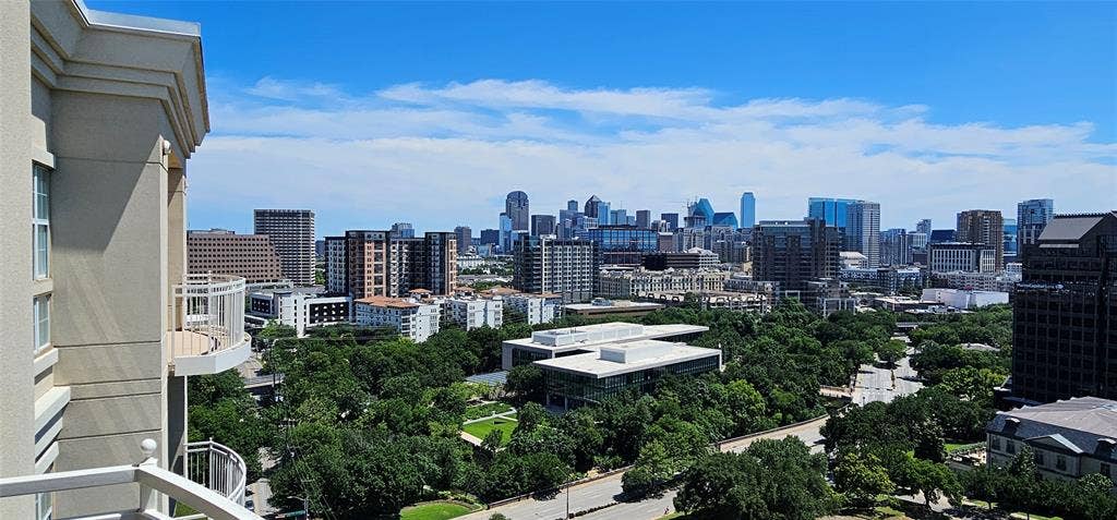 3225 Turtle Creek Boulevard, #1610, Dallas, TX 75219 3225 Turtle Creek Boulevard, #1610, Dallas, TX 75219