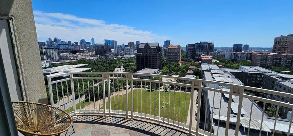 3225 Turtle Creek Boulevard, #1610, Dallas, TX 75219 3225 Turtle Creek Boulevard, #1610, Dallas, TX 75219