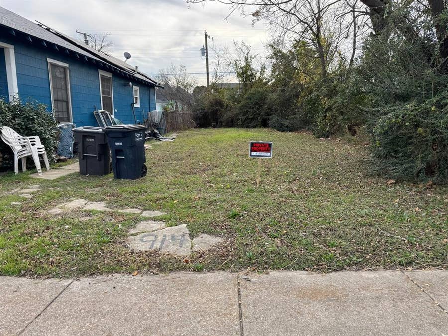 Property photo for 914 E Leuda, Fort Worth, TX