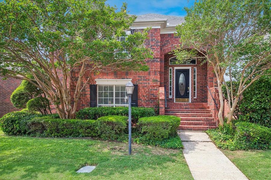 Property photo for 6227 Cupertino Trail, Dallas, TX