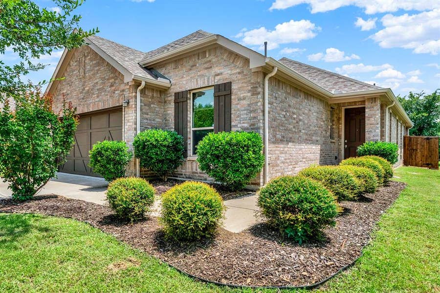 Property photo for 7411 FAWNBROOK Lane, Frisco, TX