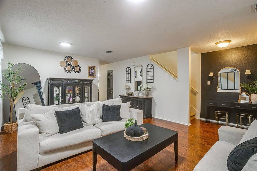 Property photo for 1956 Lariat Drive, Fort Worth, TX