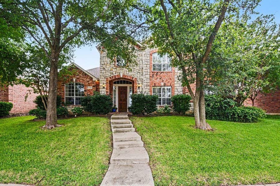 Property photo for 8125 Skyridge Drive, Plano, TX