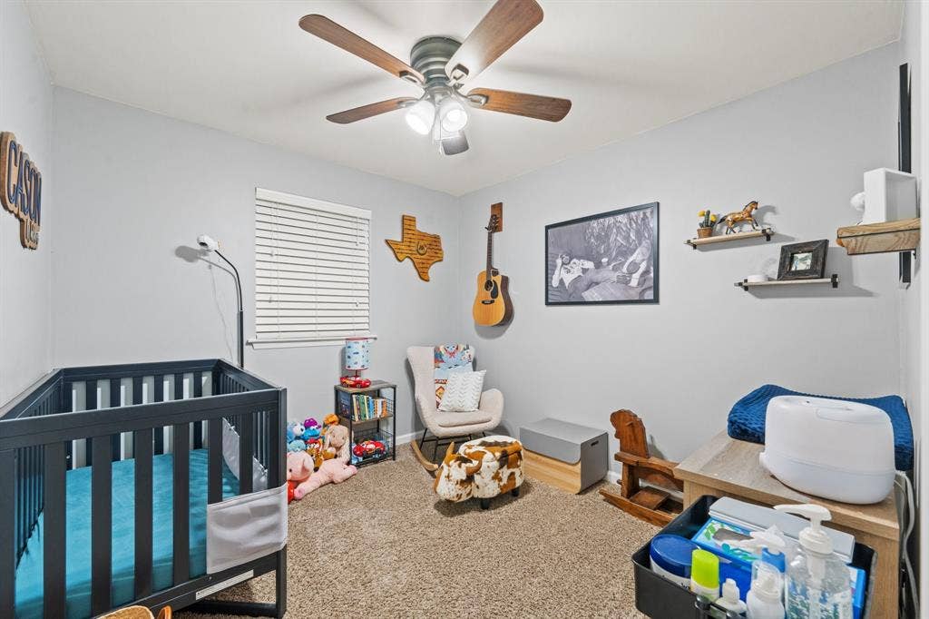311 Robin Court, Burleson, TX 76028 311 Robin Court, Burleson, TX 76028