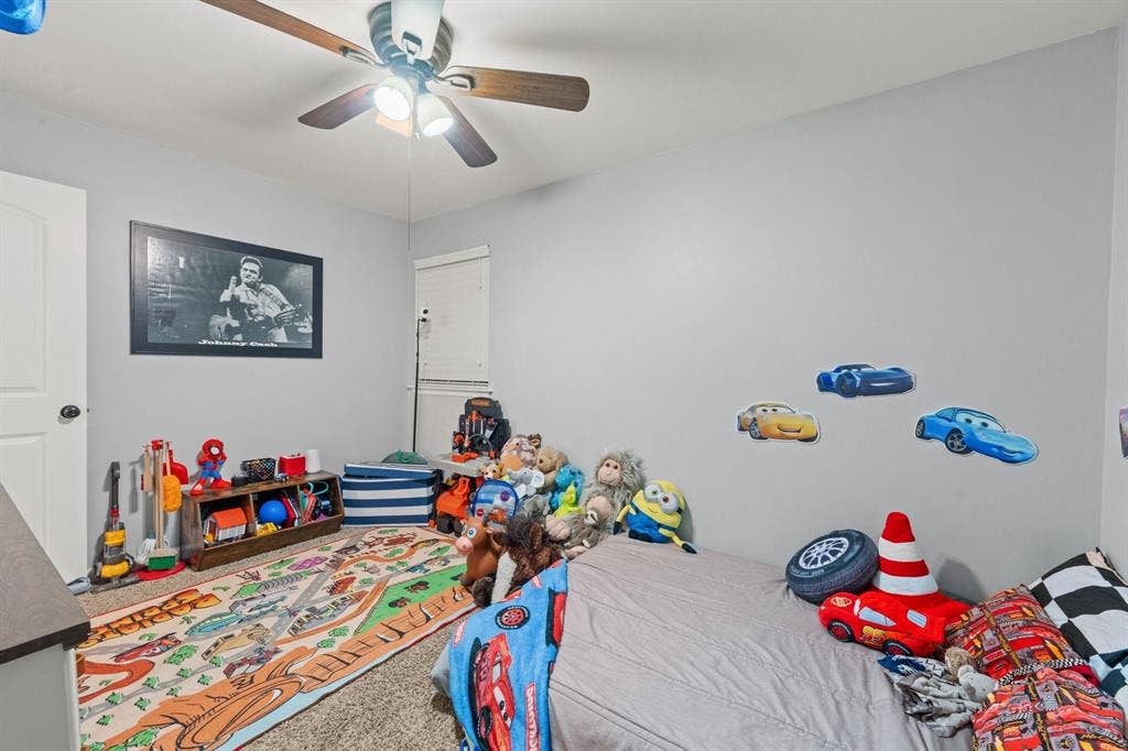 311 Robin Court, Burleson, TX 76028 311 Robin Court, Burleson, TX 76028