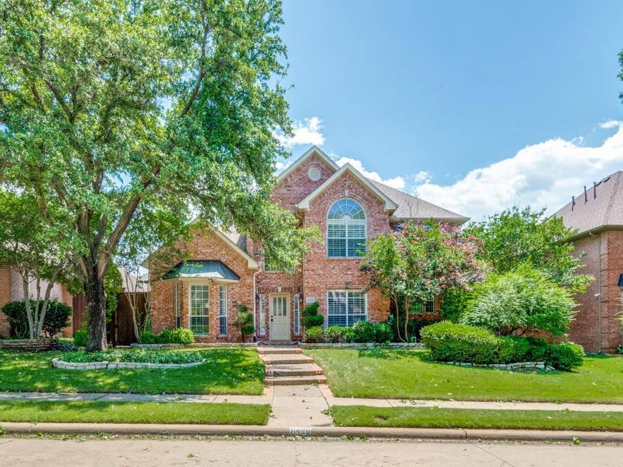 Property photo for 6428 Glenhollow Drive, Plano, TX