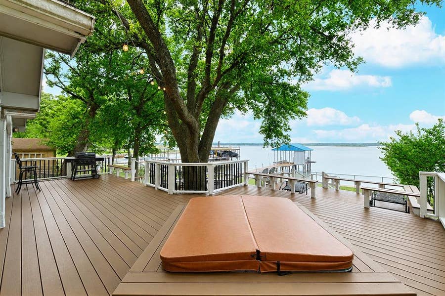 Property photo for 156 Ocean Drive, Gun Barrel City, TX
