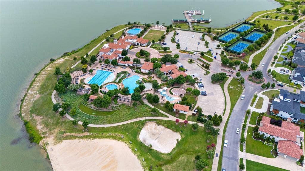 4502 Smokey Quartz Lane, Arlington, TX 76005
