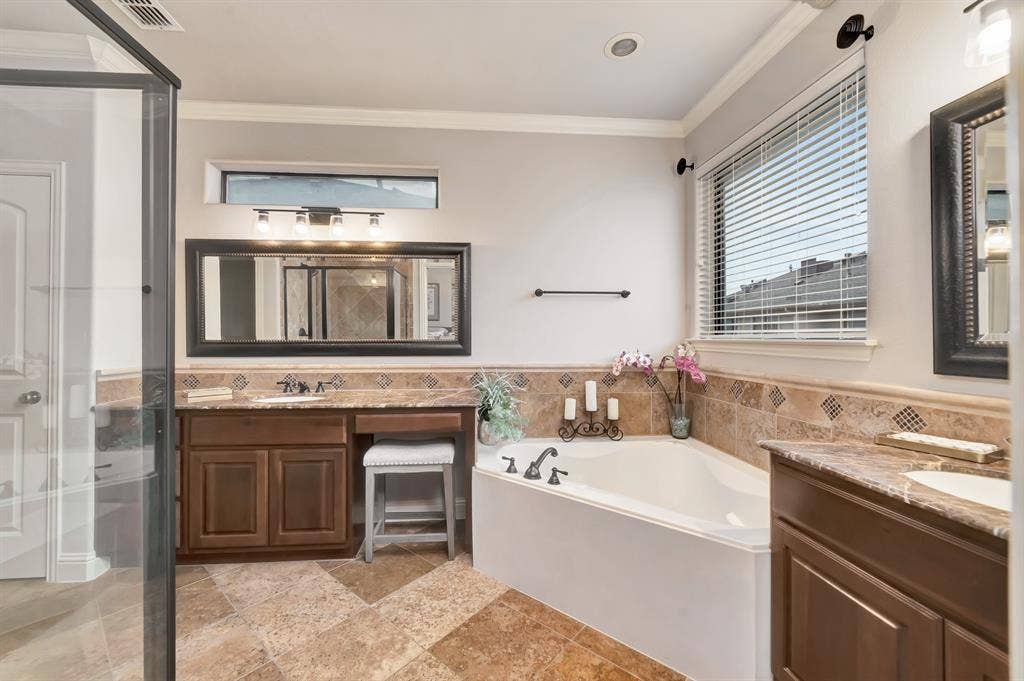 5728 Robbie Road, Plano, TX 75024 5728 Robbie Road, Plano, TX 75024