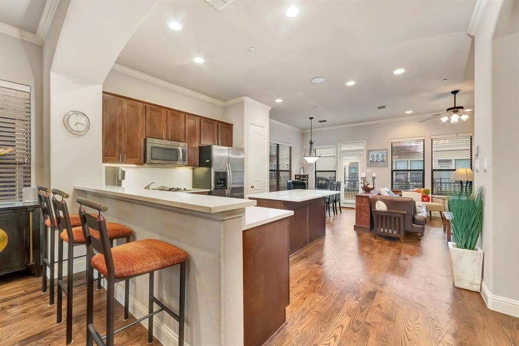 5728 Robbie Road, Plano, TX 75024 5728 Robbie Road, Plano, TX 75024