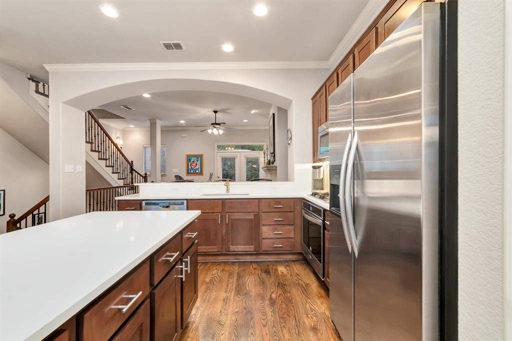 5728 Robbie Road, Plano, TX 75024 5728 Robbie Road, Plano, TX 75024
