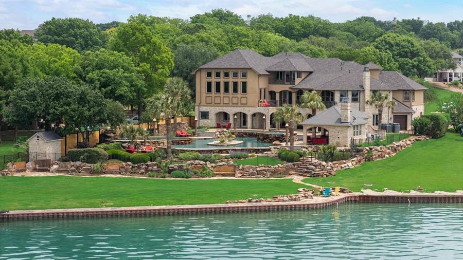 Property photo for 1612 S Lakeshore Drive, Rockwall, TX
