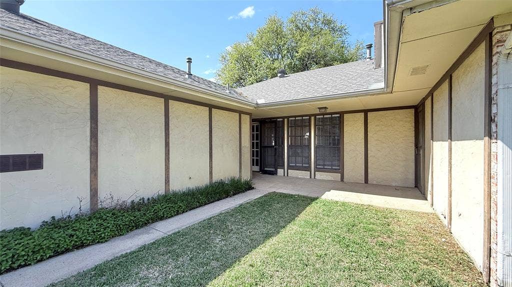 3228 Anchor Drive, Plano, TX 75023 3228 Anchor Drive, Plano, TX 75023