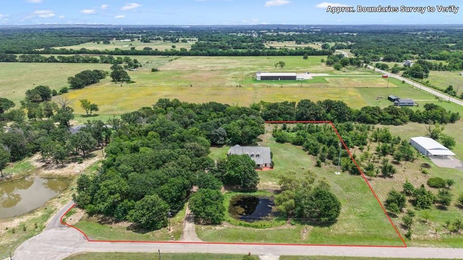 Property photo for 10226 Aaron Avenue, Eustace, TX