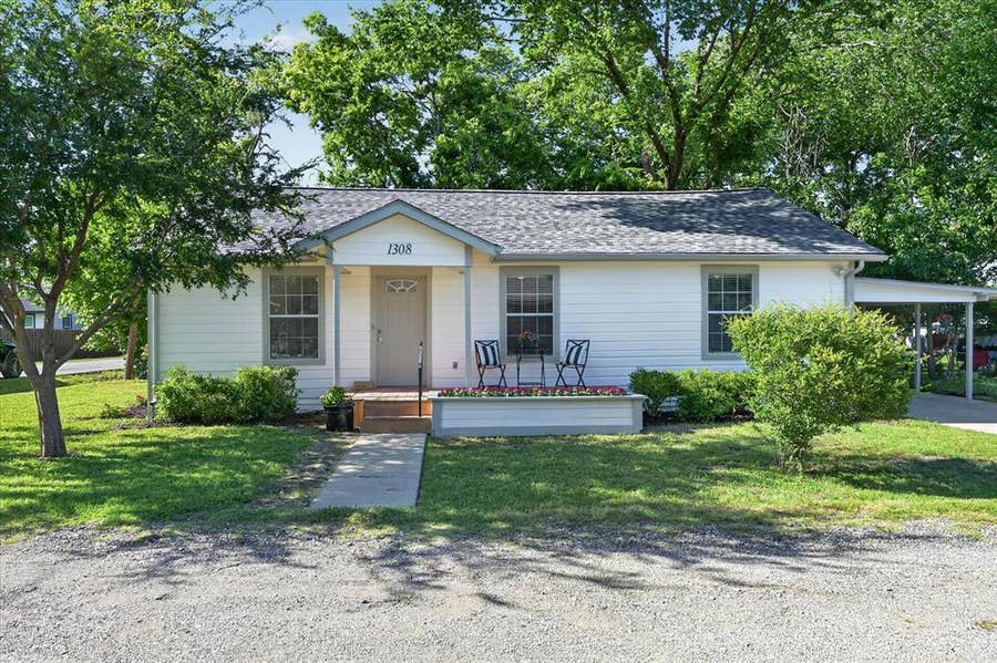 Property photo for 1308 Sherman Street, McKinney, TX