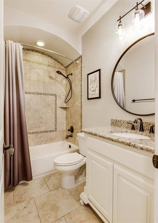 Hall bath services bedroom 3 & 4