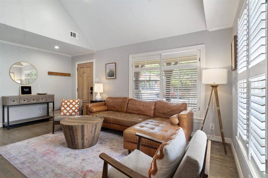 Property photo for 2619 Alco Avenue, Dallas, TX