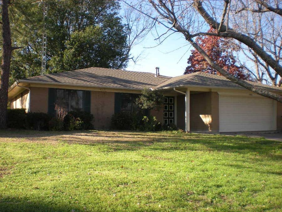 Property photo for 5400 Sayle Street, Greenville, TX