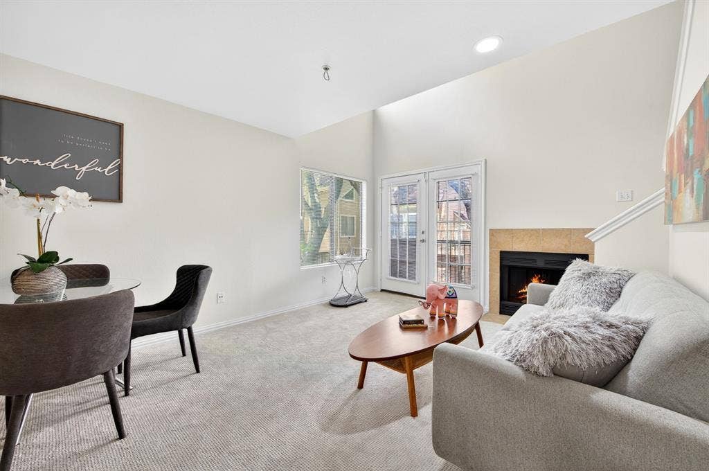 9817 Walnut Street, #214, Dallas, TX 75243