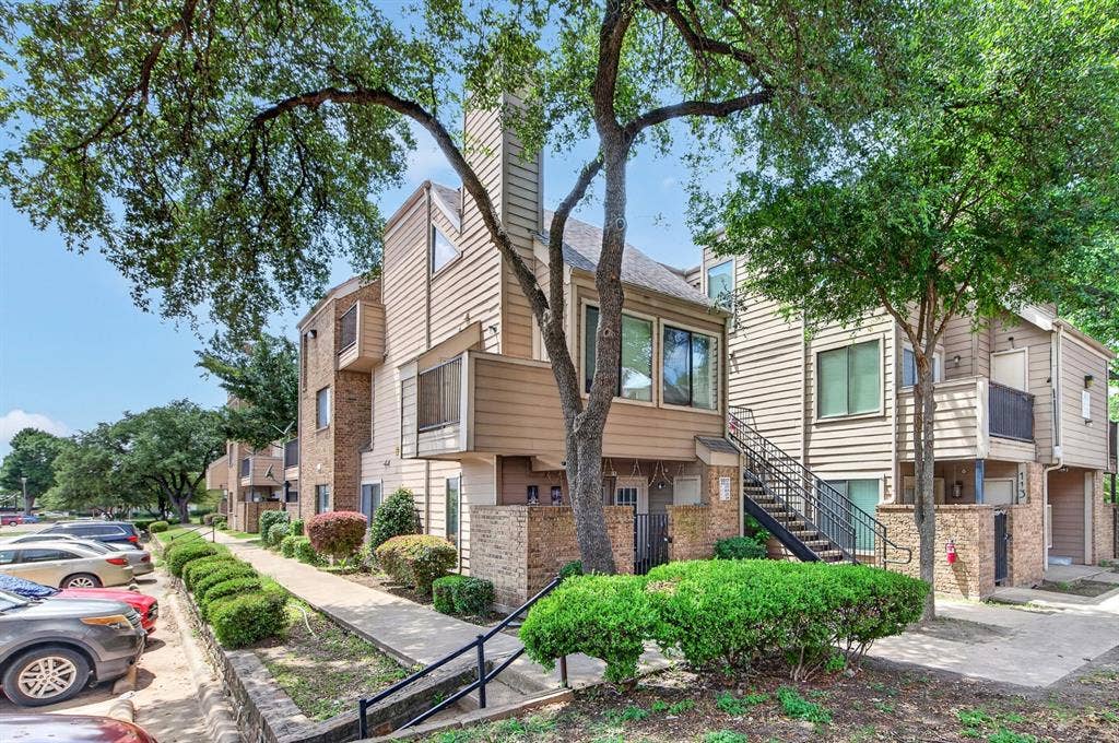 9817 Walnut Street, #214, Dallas, TX 75243