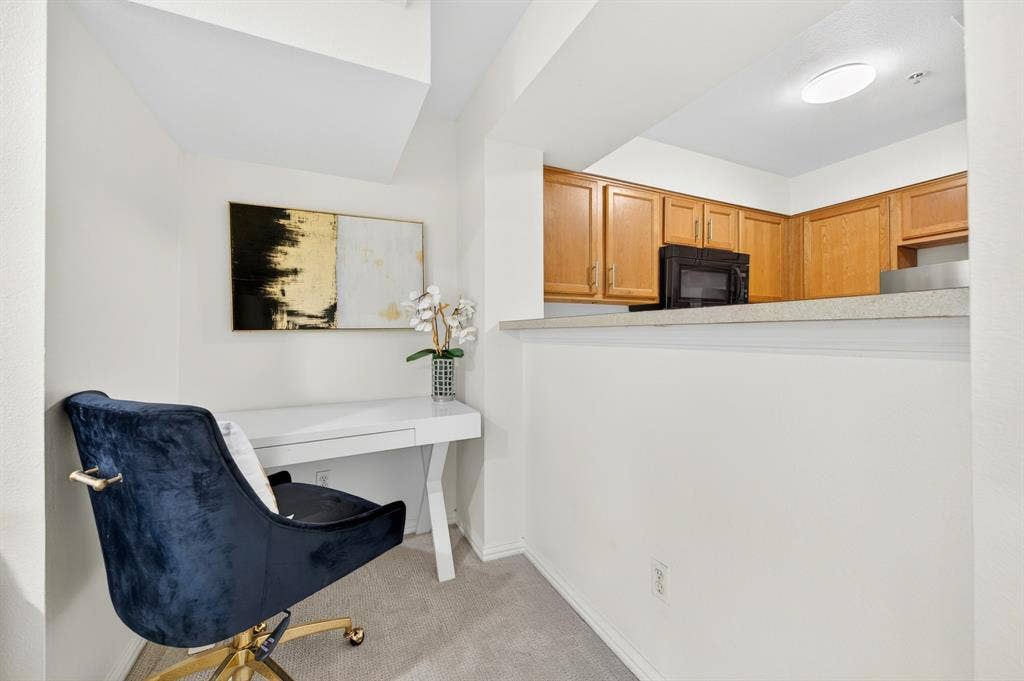 9817 Walnut Street, #214, Dallas, TX 75243