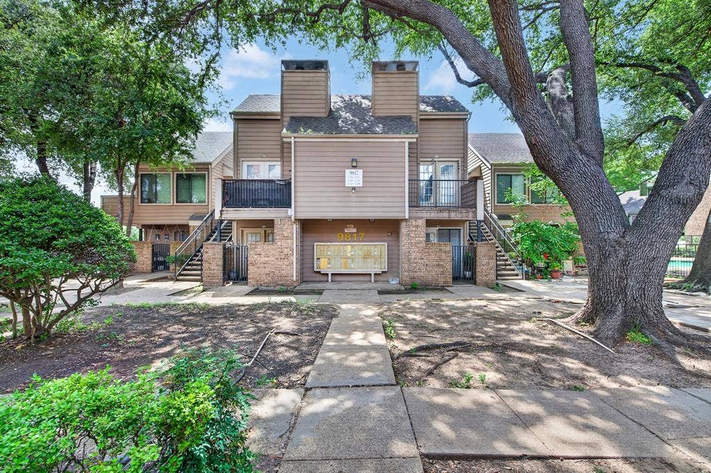 9817 Walnut Street, #214, Dallas, TX 75243