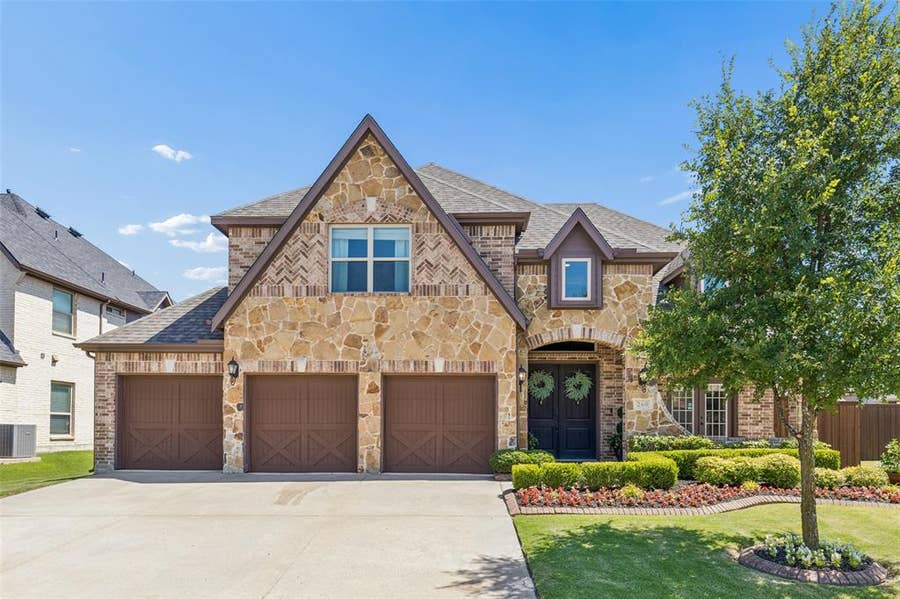Property photo for 260 Saint Mark Lane, Prosper, TX