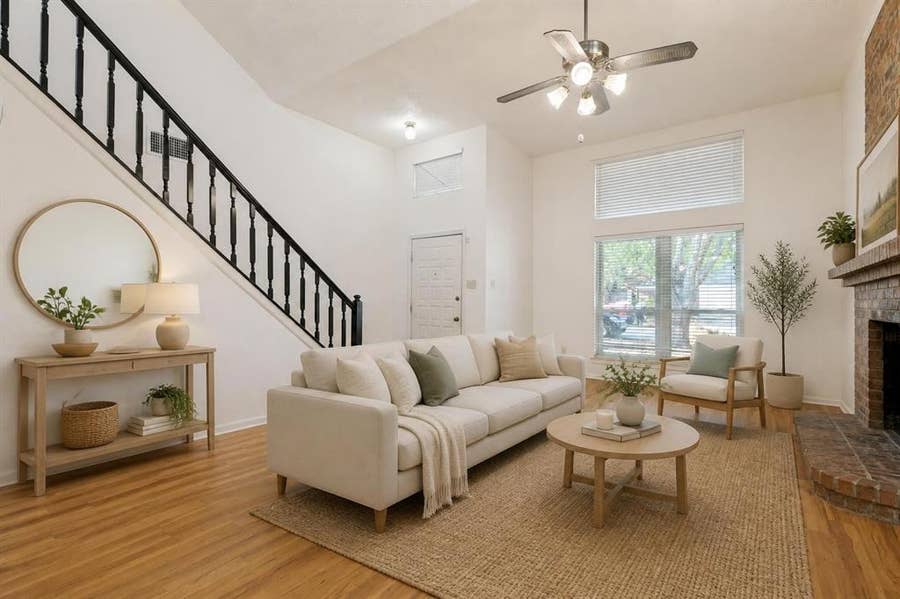 Property photo for 617 Valley Spring Drive, Arlington, TX