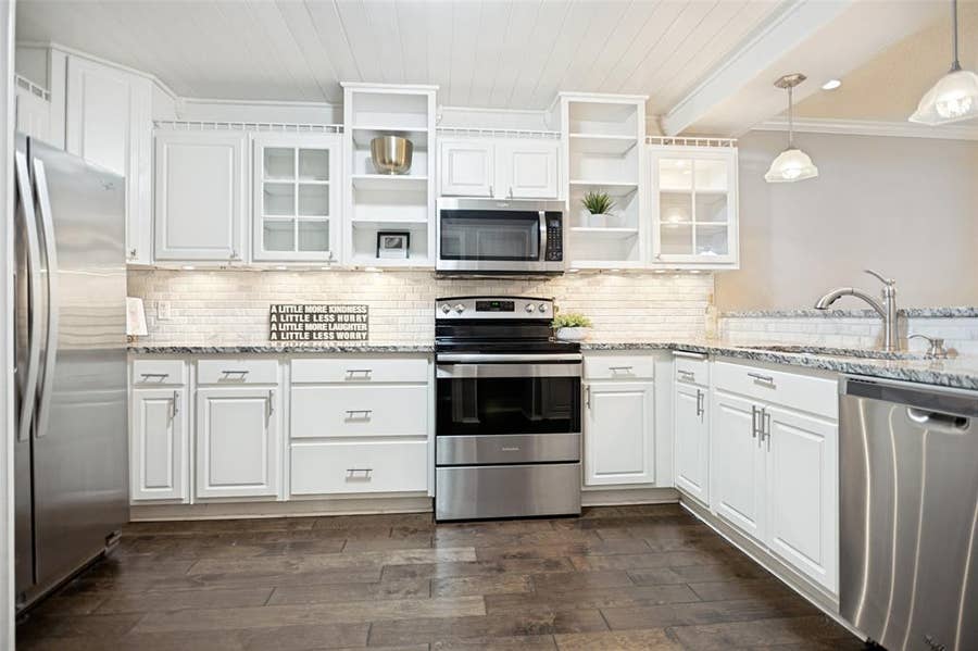 Property photo for 2979 Country Place Circle, Carrollton, TX
