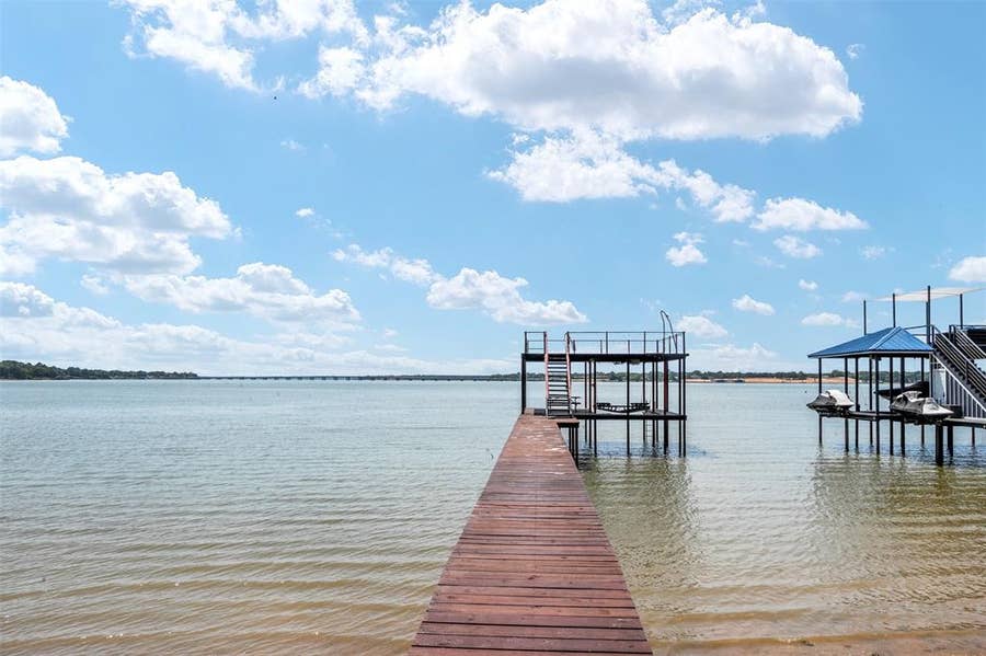 Property photo for 256 Sailfish Drive, Mabank, TX