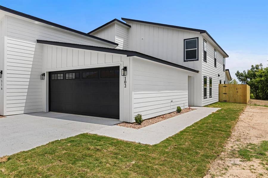 Property photo for 516 Paso Fino Street, #102, Robinson, TX