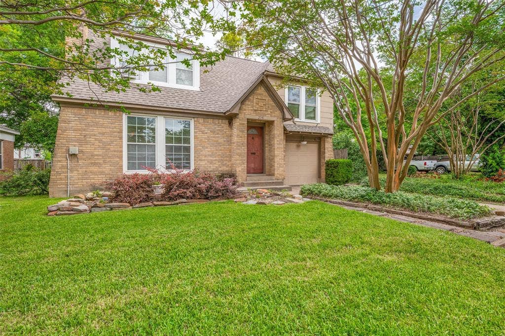 2741 Catherine Street, Dallas, TX 75211 2741 Catherine Street, Dallas, TX 75211