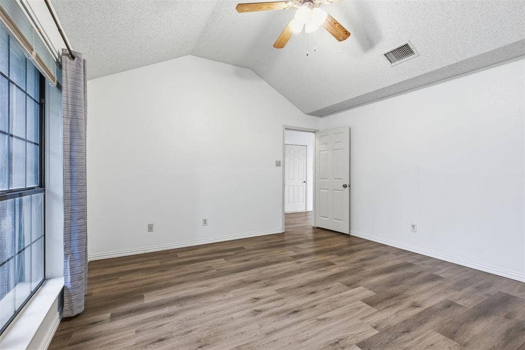 605 Buttercup Circle, Garland, TX 75040 605 Buttercup Circle, Garland, TX 75040