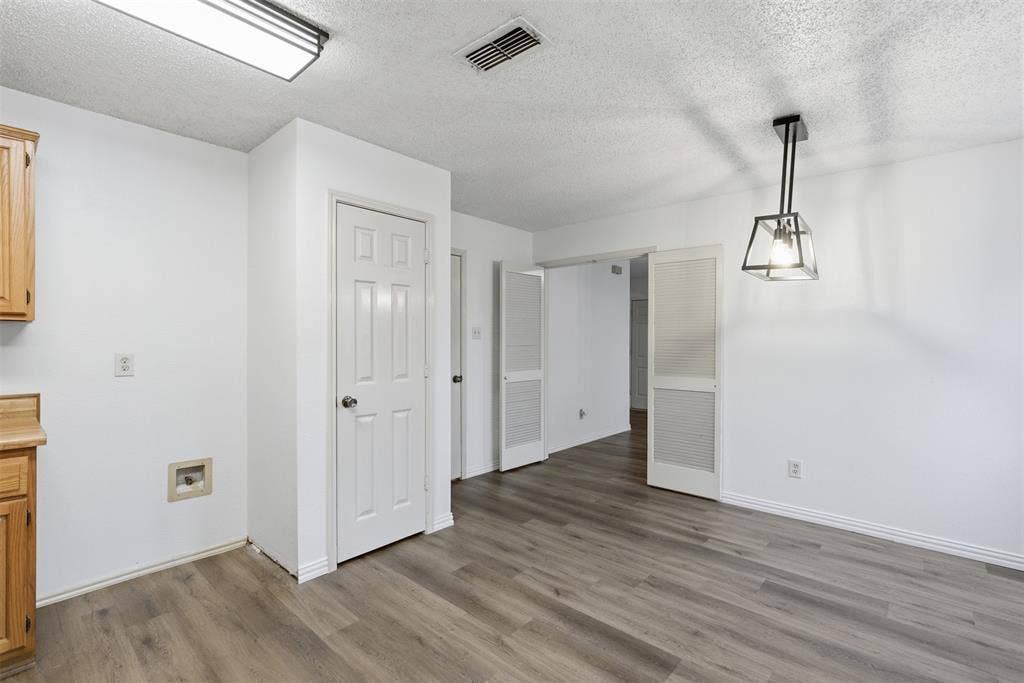 605 Buttercup Circle, Garland, TX 75040 605 Buttercup Circle, Garland, TX 75040