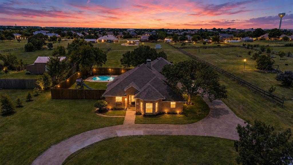 3625 Parker Road, St. Paul, TX 75098 3625 Parker Road, St. Paul, TX 75098
