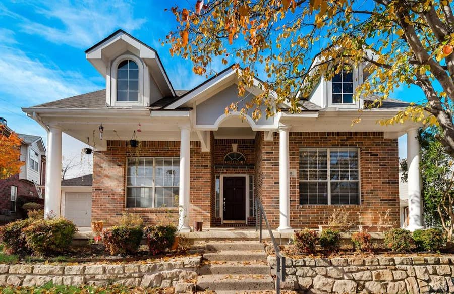 Property photo for 555 Southridge Way, Irving, TX