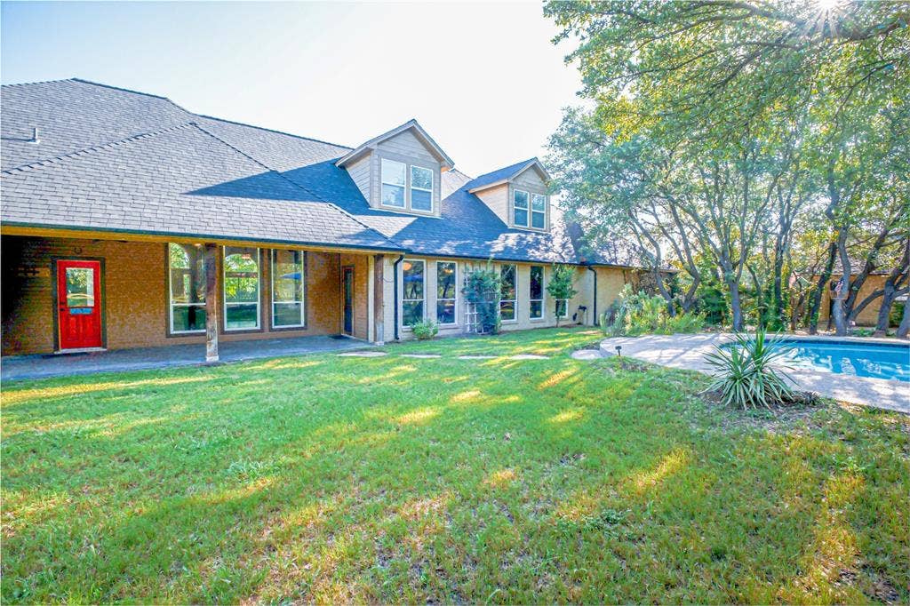 182 Lakeview Drive, Aledo, TX 76008 182 Lakeview Drive, Aledo, TX 76008
