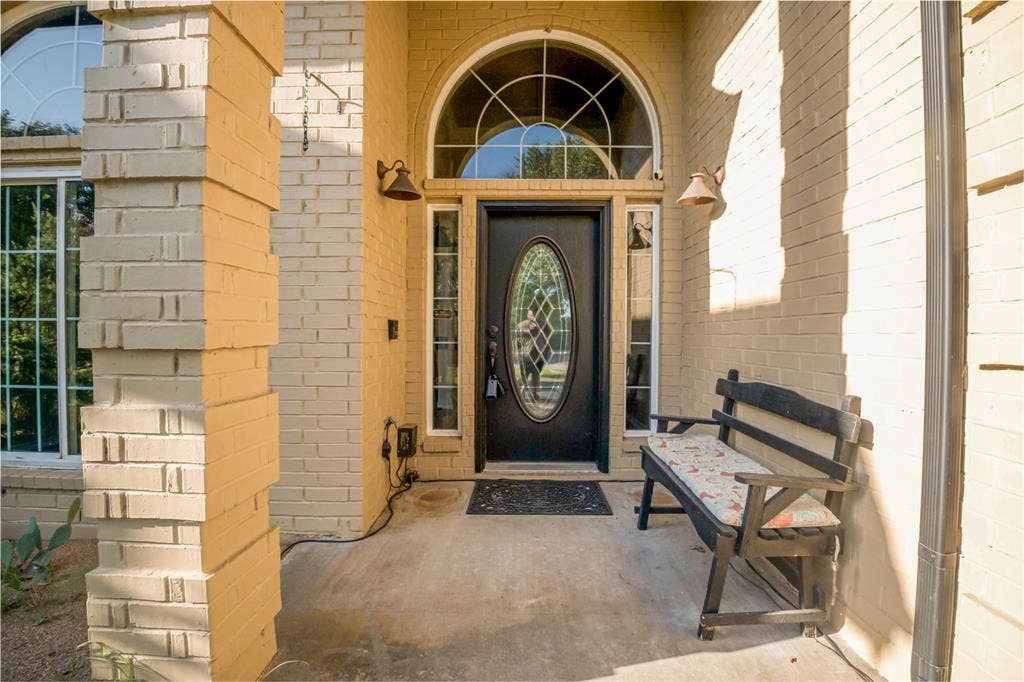182 Lakeview Drive, Aledo, TX 76008 182 Lakeview Drive, Aledo, TX 76008