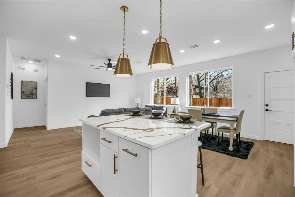 139 Forest Oaks Drive, Gun Barrel City, TX 75156 139 Forest Oaks Drive, Gun Barrel City, TX 75156