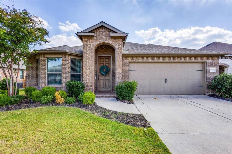 Property photo for 3725 Holley Ridge Way, McKinney, TX